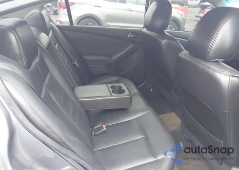 2010 Nissan Altima 2.5 S z USA, uszkodzony, nr VIN 1N4AL2AP3AN431090